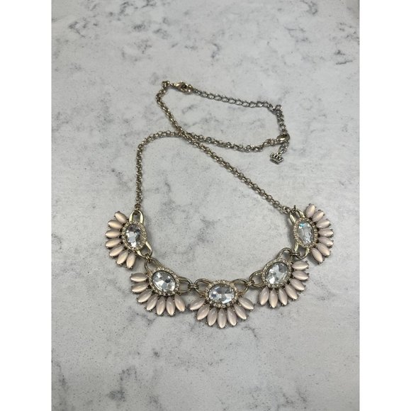 Necklace size os Light pink jewels with opal-ish jewels in the center. - Picture 2 of 2